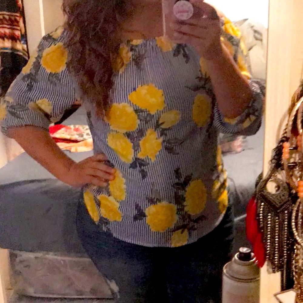 Maternity shirt